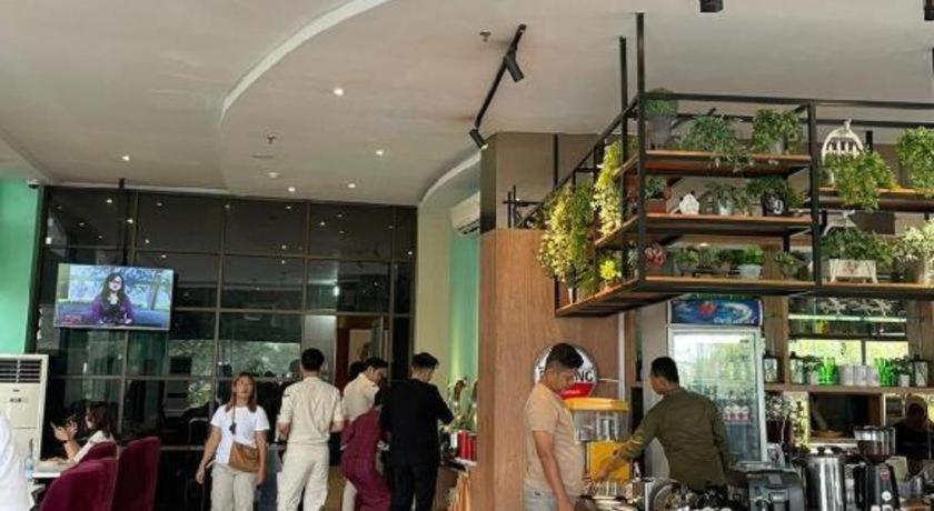 The Crew Hotel Kualanamu International Airport Medan Ngoại thất bức ảnh