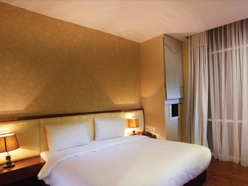 The Crew Hotel Kualanamu International Airport Medan Ngoại thất bức ảnh